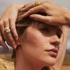 Yellow Rose By Kendra Scott X Yellowstone Beth Dutton Band Ring -Yellowstone Store KSCTT BBRSG 145 MF1