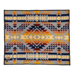 Yellowstone Exclusive Pendleton Blanket -Yellowstone Store YS LEPB 62 MF6
