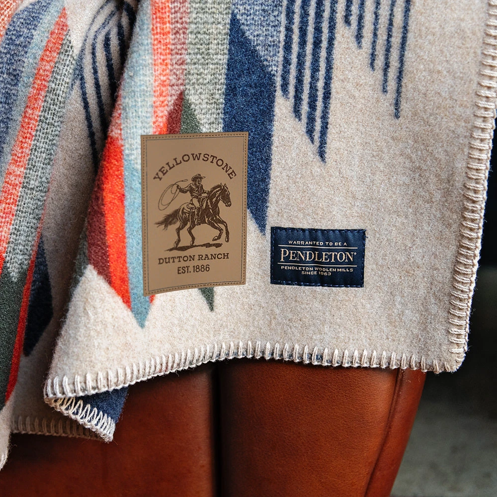 Yellowstone X Pendleton Exclusive Wool Blanket 4 Yellowstone X Pendleton Exclusive Wool Blanket - Image 2