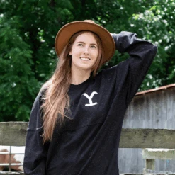 Yellowstone Sparkle Oversized Spirit Jersey -Yellowstone Store YS Spirit Jersey black female lifestyle3